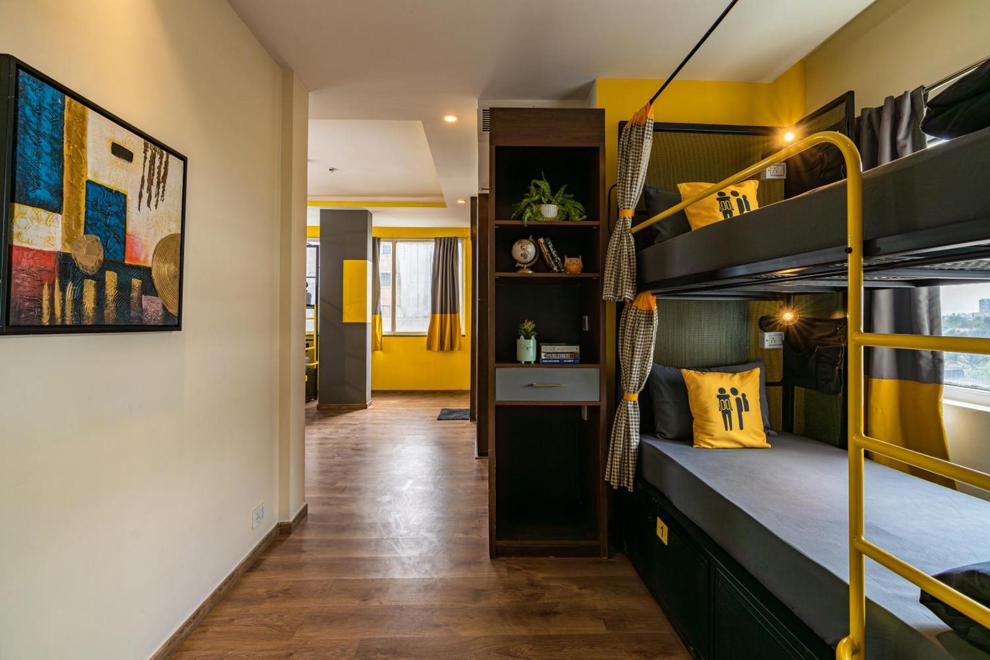 The Hosteller Bangalore, Brigade Road Bilik gambar