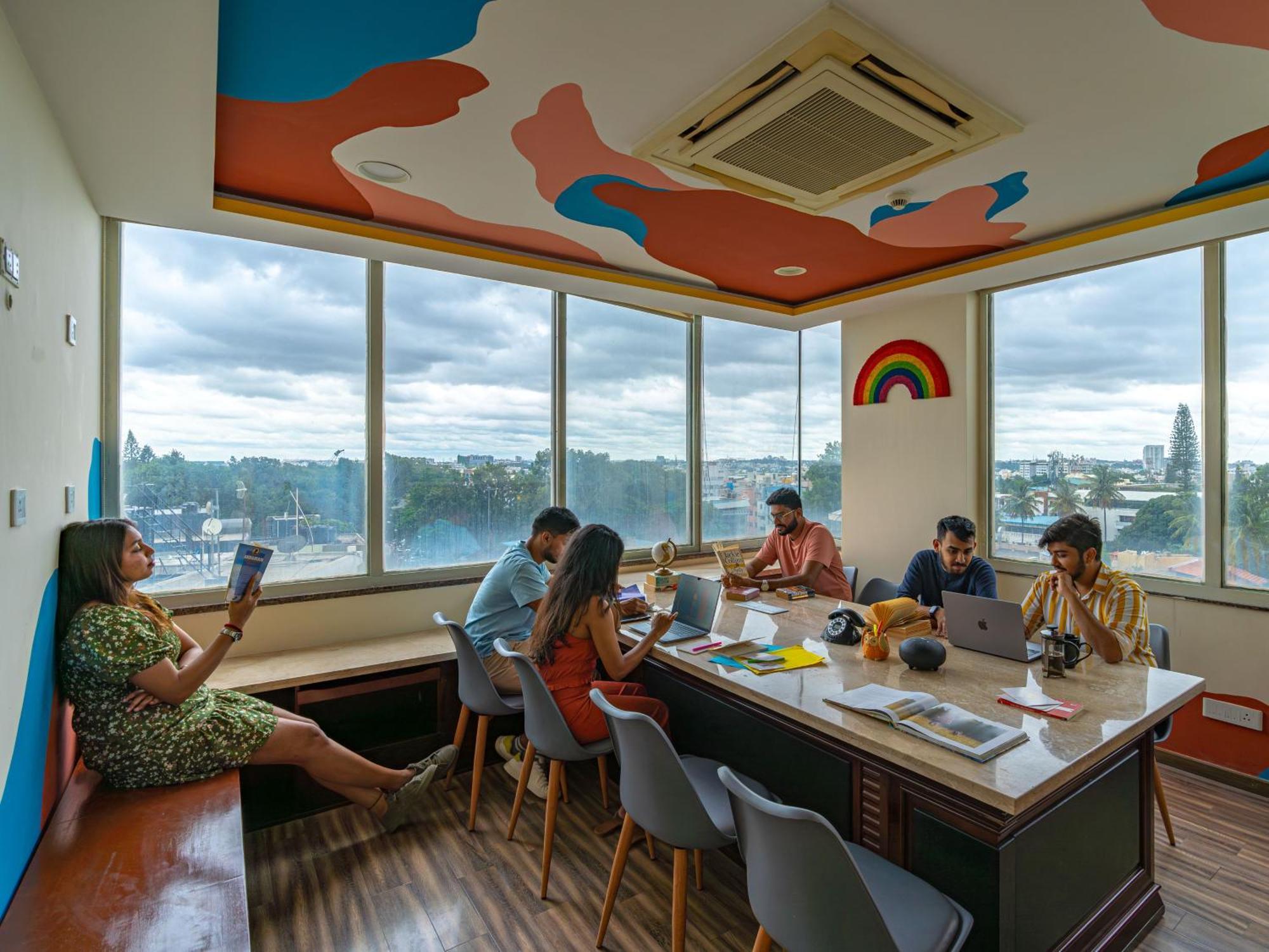 The Hosteller Bangalore, Brigade Road Luaran gambar